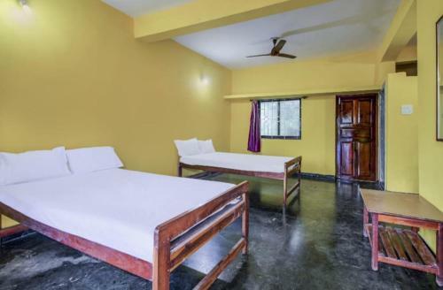 Hostal Radhabai Hotel