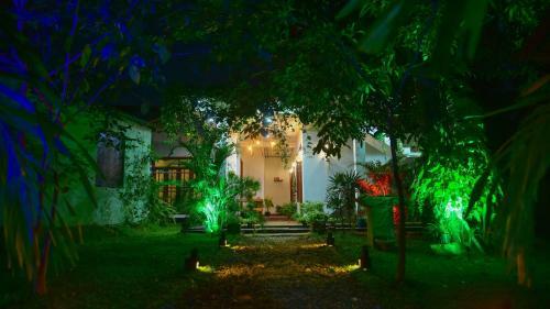 Bed & Breakfast Menara Green Inn