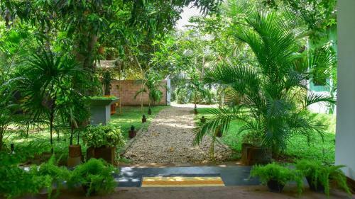 Bed & Breakfast Menara Green Inn