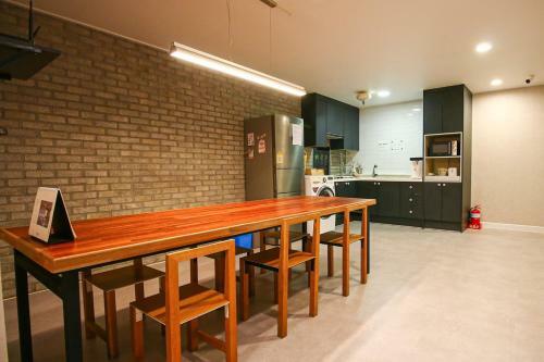 Hostal Lighthouse Guesthouse