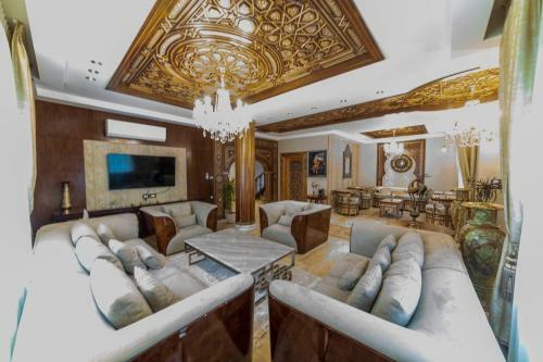 Aicha Villa