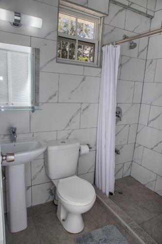 Stunning 2 Bed Bungalow With Private Pool In Barbados