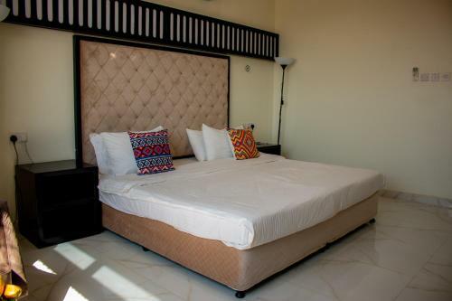 Qasayed Hotel