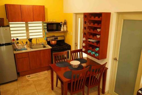 Casa Salinas Retreat At Combate