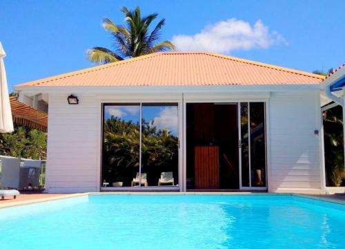 Nature Paradise, Villa & Cottage