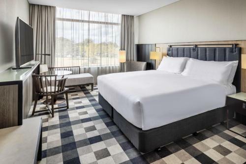 Hotel Doubletree By Hilton Karaka
