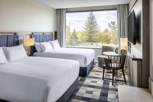 Hotel Doubletree By Hilton Karaka
