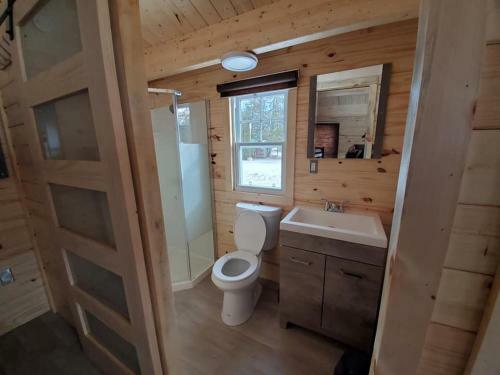 Les Chalets De La Colline Inc