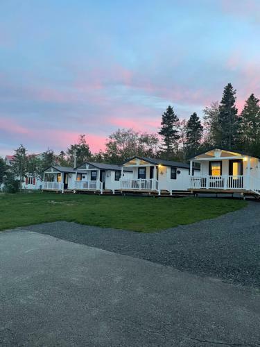 Les Chalets De La Colline Inc