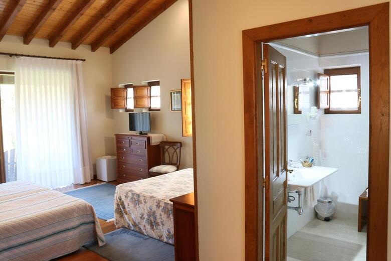 Hotel Palaci�n De To�anes