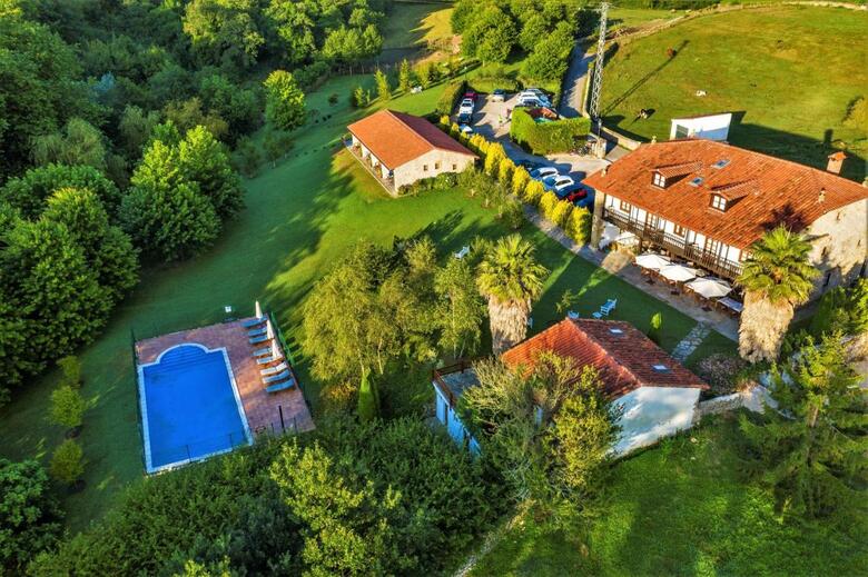 Hotel Palaci�n De To�anes