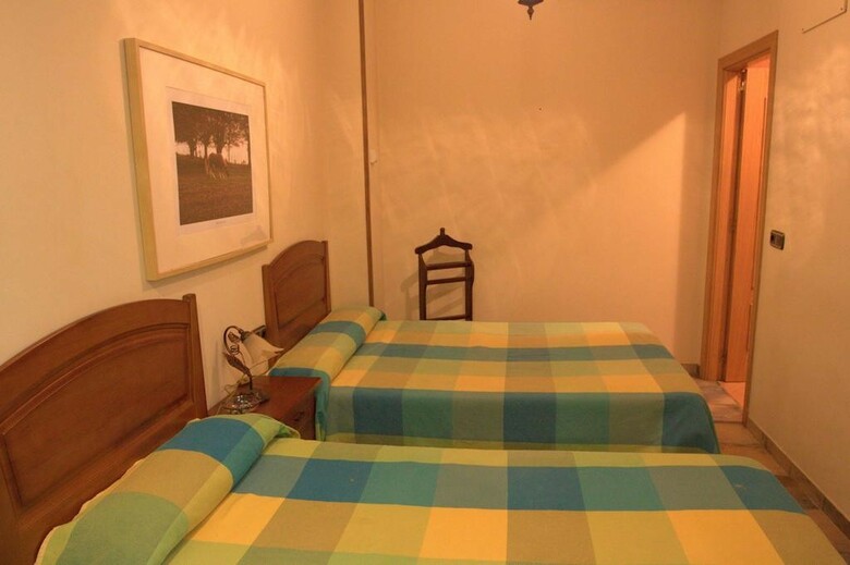 Hostal Rural Elosta