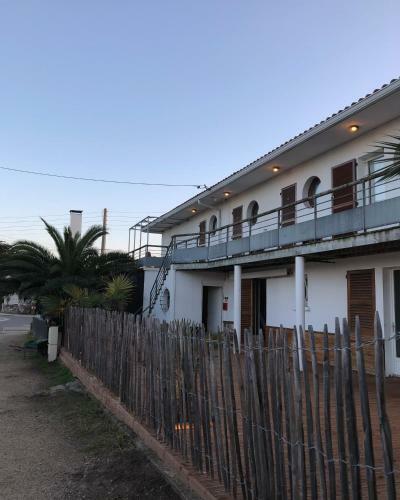 Hotel Le Pavillon Bleu