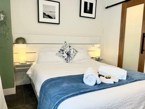 Iconic & Central Inner City Apartment W/ Free Park