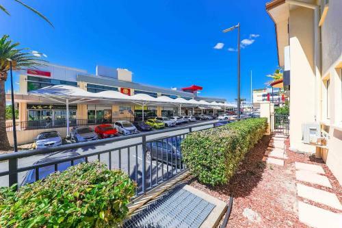 Hostal Calamvale Business Or Holiday Like Home