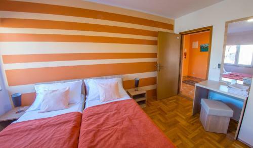 Mila Apartments