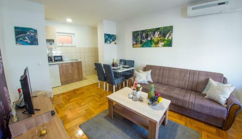 Mila Apartments