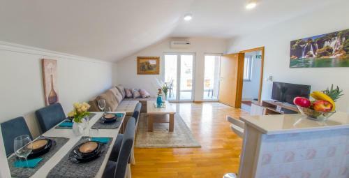 Mila Apartments