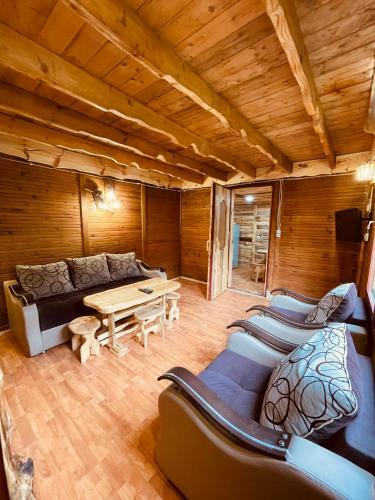 Sahakyans Guest House
