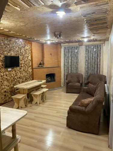 Sahakyans Guest House