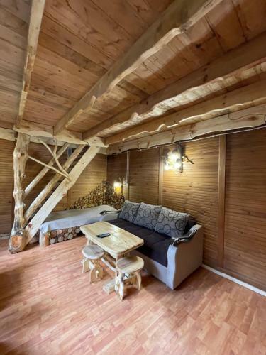 Sahakyans Guest House