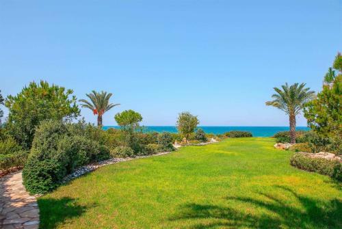 Galene Beach Villa