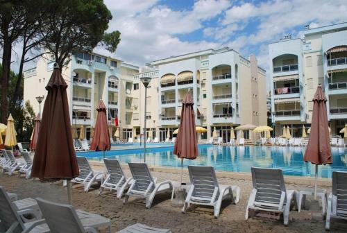 Charming Accommodation With Swimming Pool