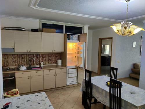 Apartment Summer Rent 170 M2