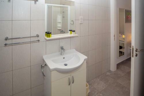 Villa Calliroe Uno By Agroholidays