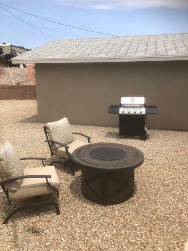 My Havasu House With Bbq