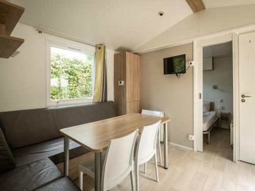 Modern Chalet With Terrace, In The Belgian Ardennes