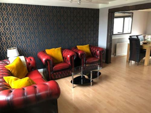 Beautiful And Spacious 3 -bed House In Abergele
