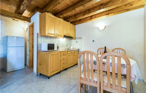 Beautiful Home In Zminj With 2 Bedrooms