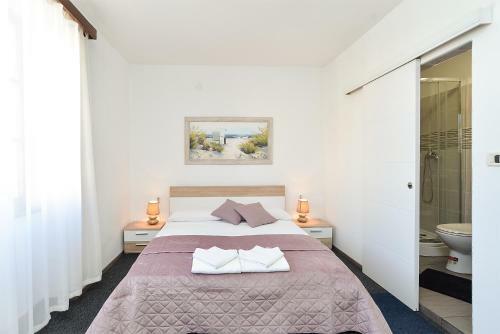 Hostal Rooms Bale 2150