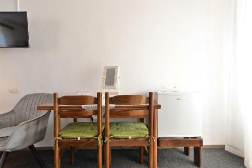 Hostal Rooms Bale 2150
