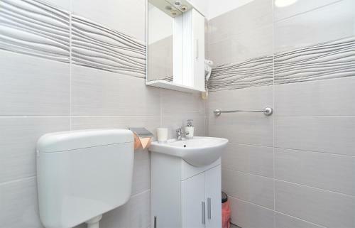 Hostal Rooms Bale 2150