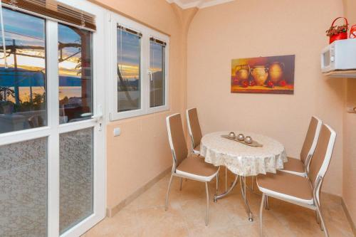 Apartamento Vila Lastva 1