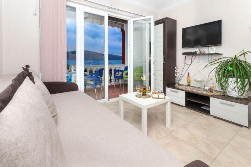 Apartamento Vila Lastva 1