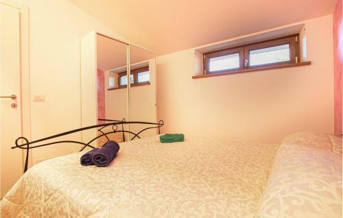 Nice Home In Arcidosso With Wifi And 5 Bedrooms