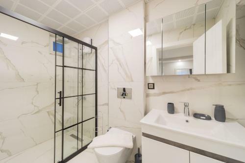 Charming Apartment With Pool In Muratpasa, Antalya