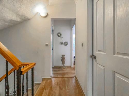 Huge 3br Villa With A Beautiful Garden At Ortakent
