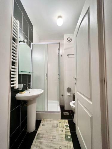 Apartamento Garsonjera Sa Parkingom U Centru