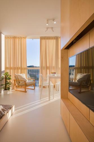 Elegant Studio Apartment With Panoramic View