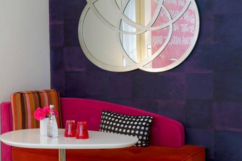 Hotel N'vy Manotel