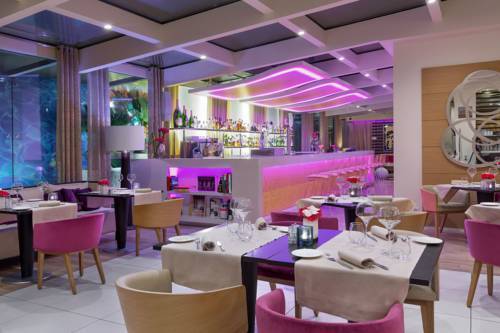 Hotel N'vy Manotel