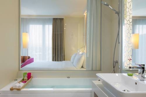 Hotel N'vy Manotel