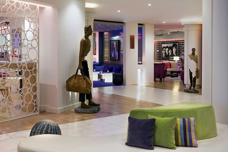 Hotel N'vy Manotel