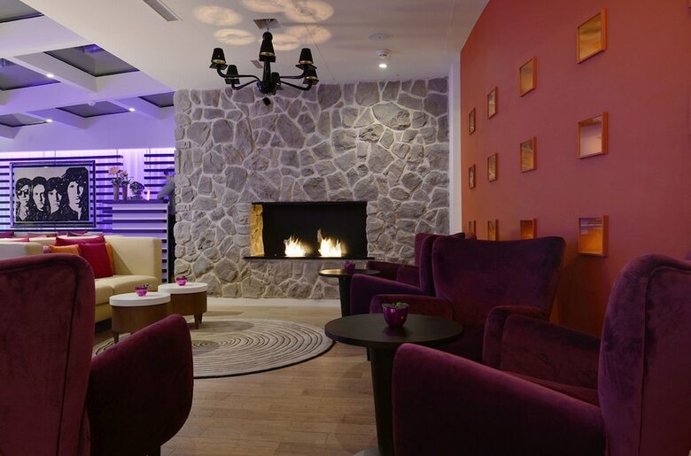 Hotel N'vy Manotel