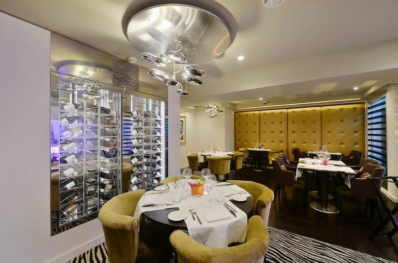 Hotel N'vy Manotel