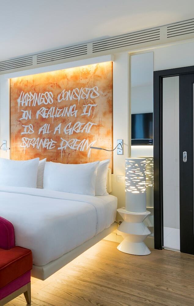 Hotel N'vy Manotel